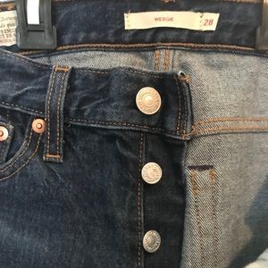 Levi’s Wedgies size 28